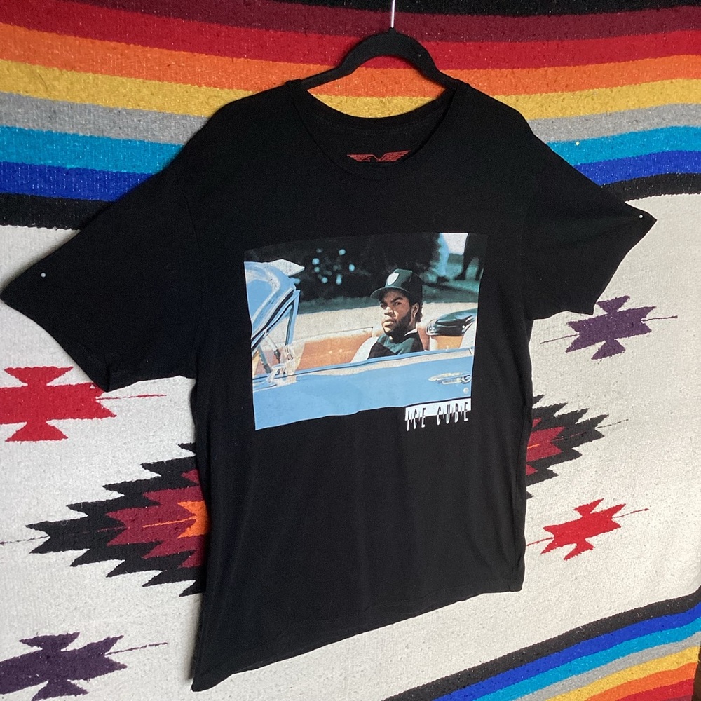 Control ice cube in convertible Boyz in the hood t shirt